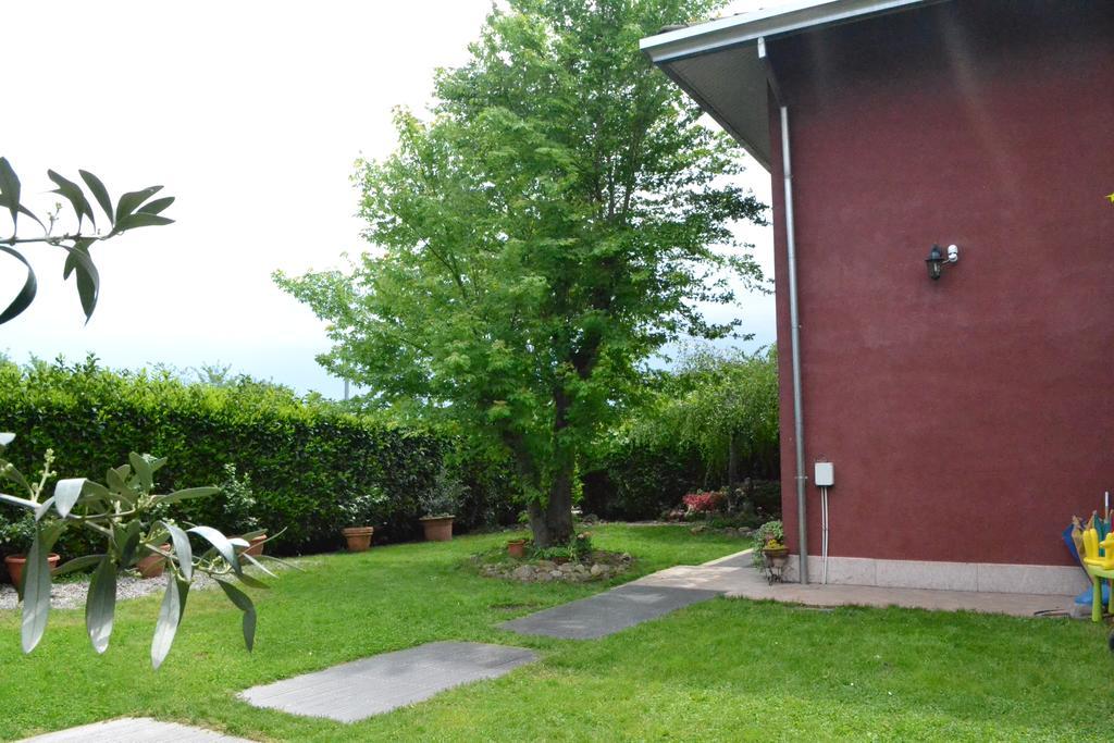 Villa Tulipani Rho Esterno foto